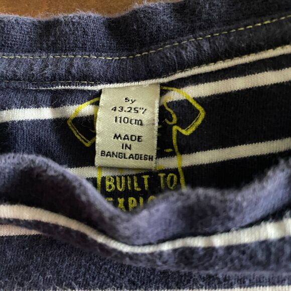 Joules Striped Shark Tee With Glow In The Dark Boys' 5 - Picture 4 of 11